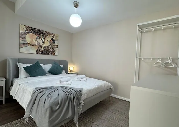 S Style - Coresi Διαμέρισμα