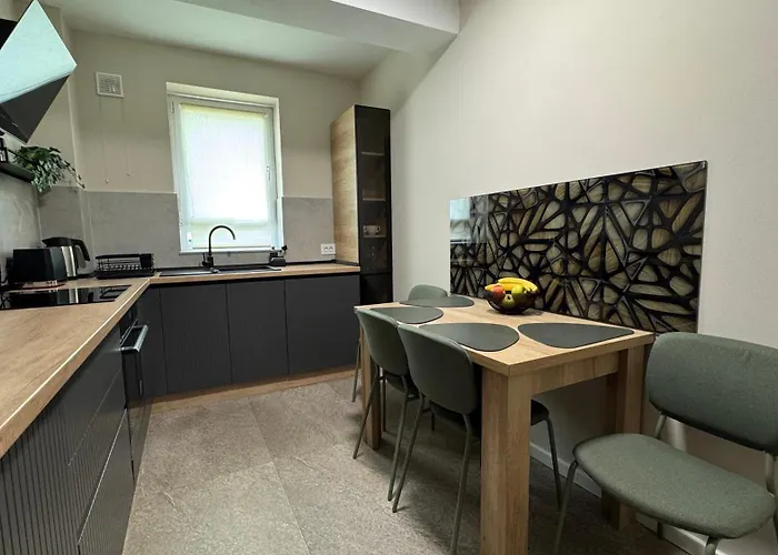 S Style - Coresi Μπρασόβ